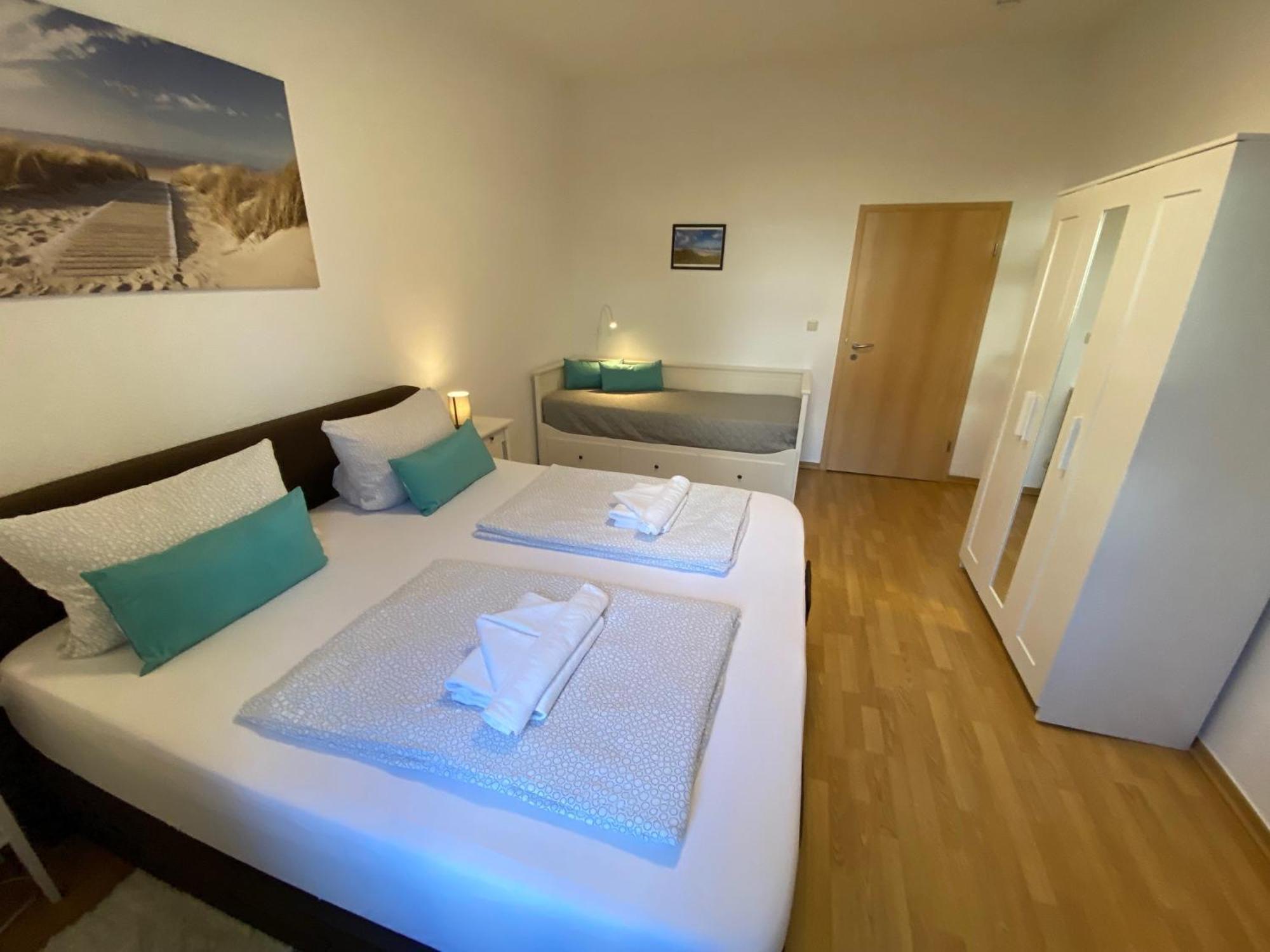 Zur Schleuse - Ferienwohnung Bis 6 Personen Mit Gem Garten ロストック エクステリア 写真