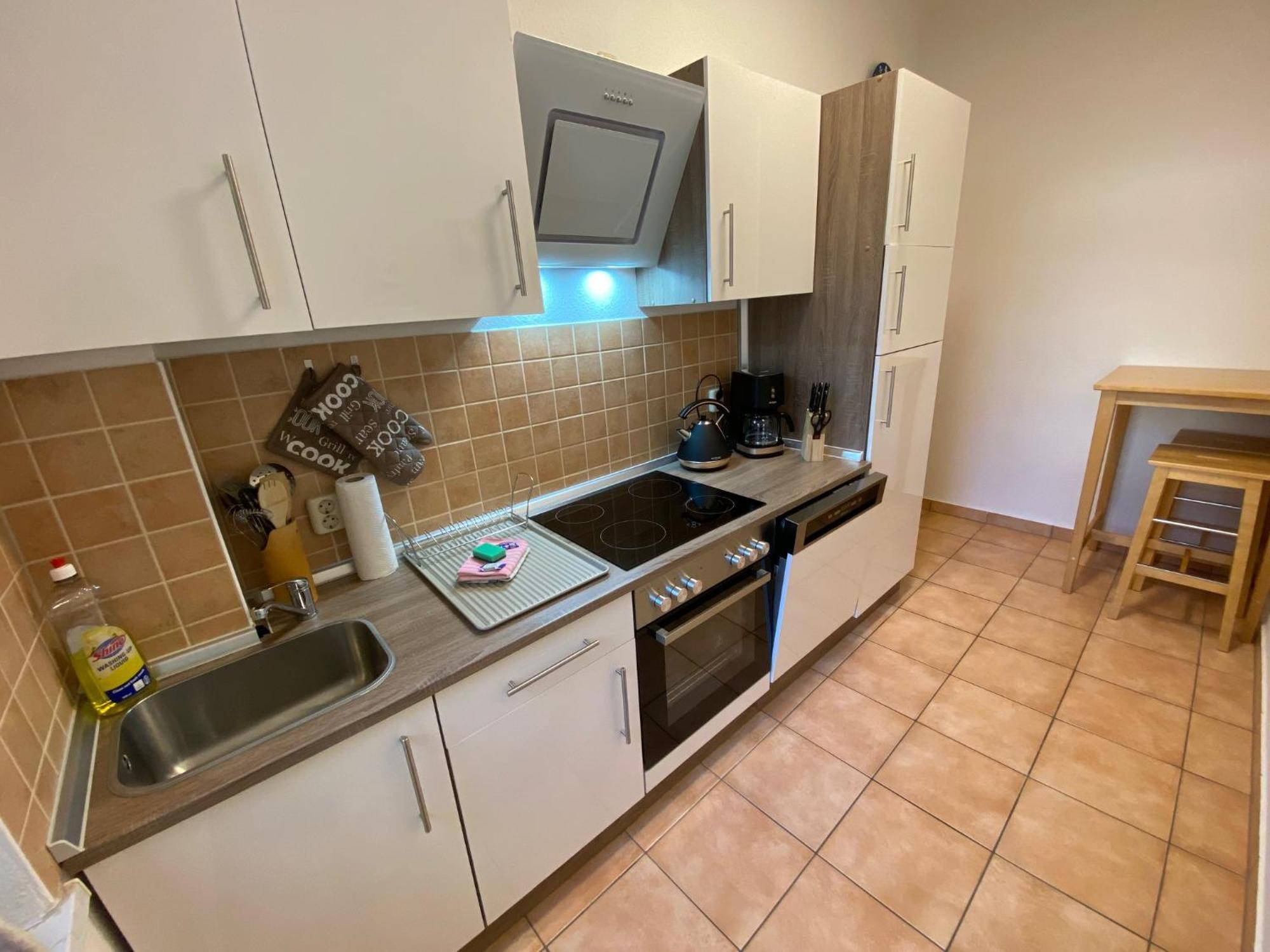 Zur Schleuse - Ferienwohnung Bis 6 Personen Mit Gem Garten ロストック エクステリア 写真