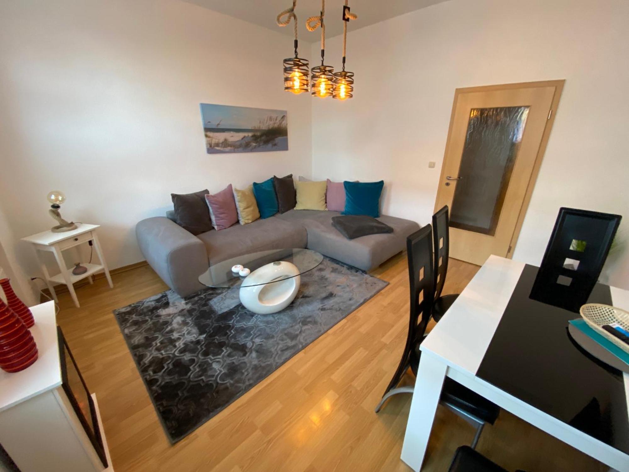 Zur Schleuse - Ferienwohnung Bis 6 Personen Mit Gem Garten ロストック エクステリア 写真